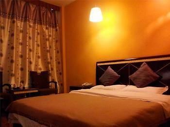 Chengdu Thanks Giving Hotel Shuangliu Экстерьер фото